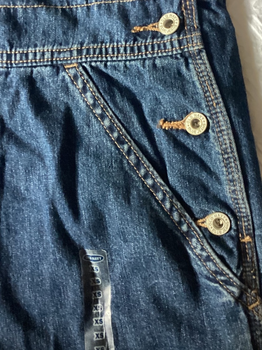 Old Navy Denim Shorts Overalls Size XS Women’s Junior’s Teens NEW - Picture 6 of 10